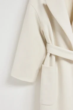 Abrigo largo Carrie beige de paño y detalles Polo Club
