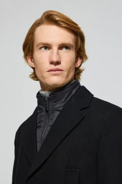 Abrigo negro Cambridge con detalles Polo Club