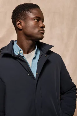 Abrigo Soho clásico azul marino de capucha desmontable y detalles Polo Club