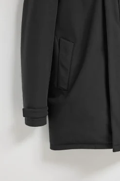 Abrigo Soho clásico negro de capucha desmontable y detalles Polo Club