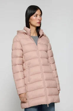 Abrigo Suzette ultralight rosa palo con parche Rigby Go