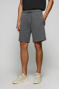 Bermuda Jonas asfalto de algodón y patrón relaxed fit con parche en sarga engomado Polo Club