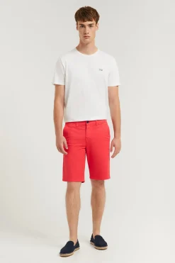 Bermuda relajada roja con logo bordado