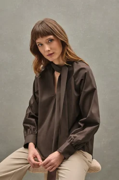 Blusa color chocolate Catalina