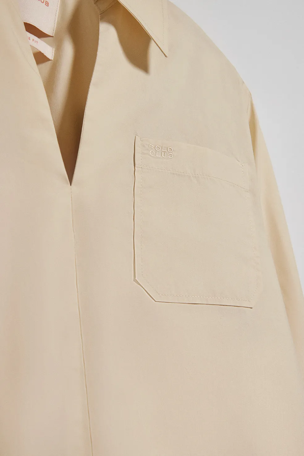 Blusa Solar color beige de algodón con detalle bordado