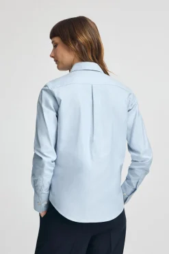 Camisa azul celeste de corte recto con logo Rigby Go