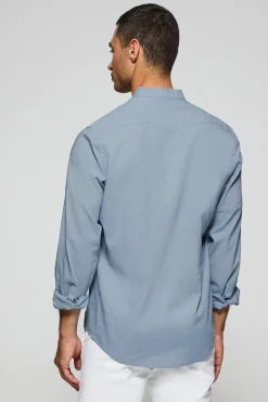 Camisa azul celeste de cuello mao de lino y algodón con bordado Rigby Go