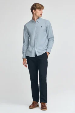 Camisa azul celste de corte regular con logo Rigby Go