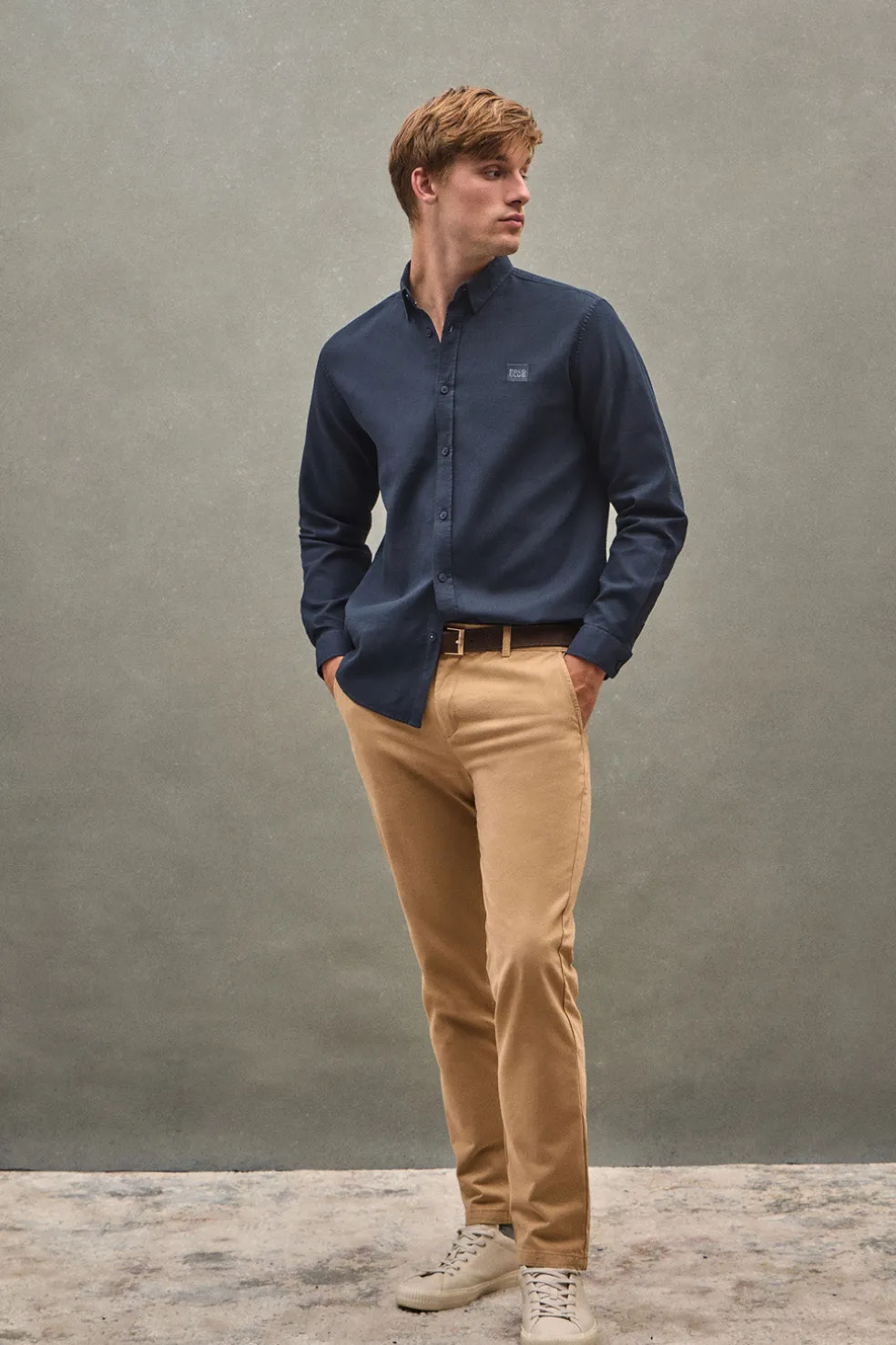 Camisa azul marino de corte regular cuello con botones y logo Polo Club