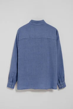 Camisa azul royal garment dye de lino con monograma bordado