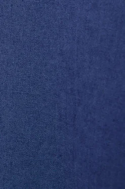 Camisa azul royal loose fit de lino y algodón con monograma bordado