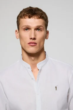 Camisa blanca de cuello mao de lino y algodón con bordado Rigby Go