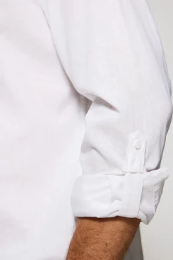 Camisa blanca de lino y algodón regular fit con logo bordado