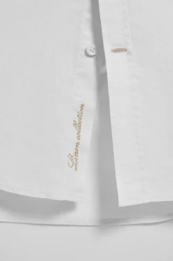 Camisa blanca de lino y algodón regular fit con logo bordado