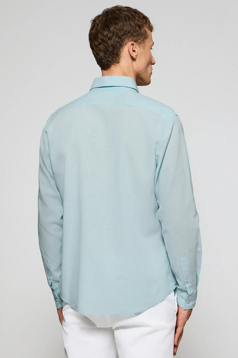 Camisa color aguamarina regular de lino y algodón con bordado Rigby Go