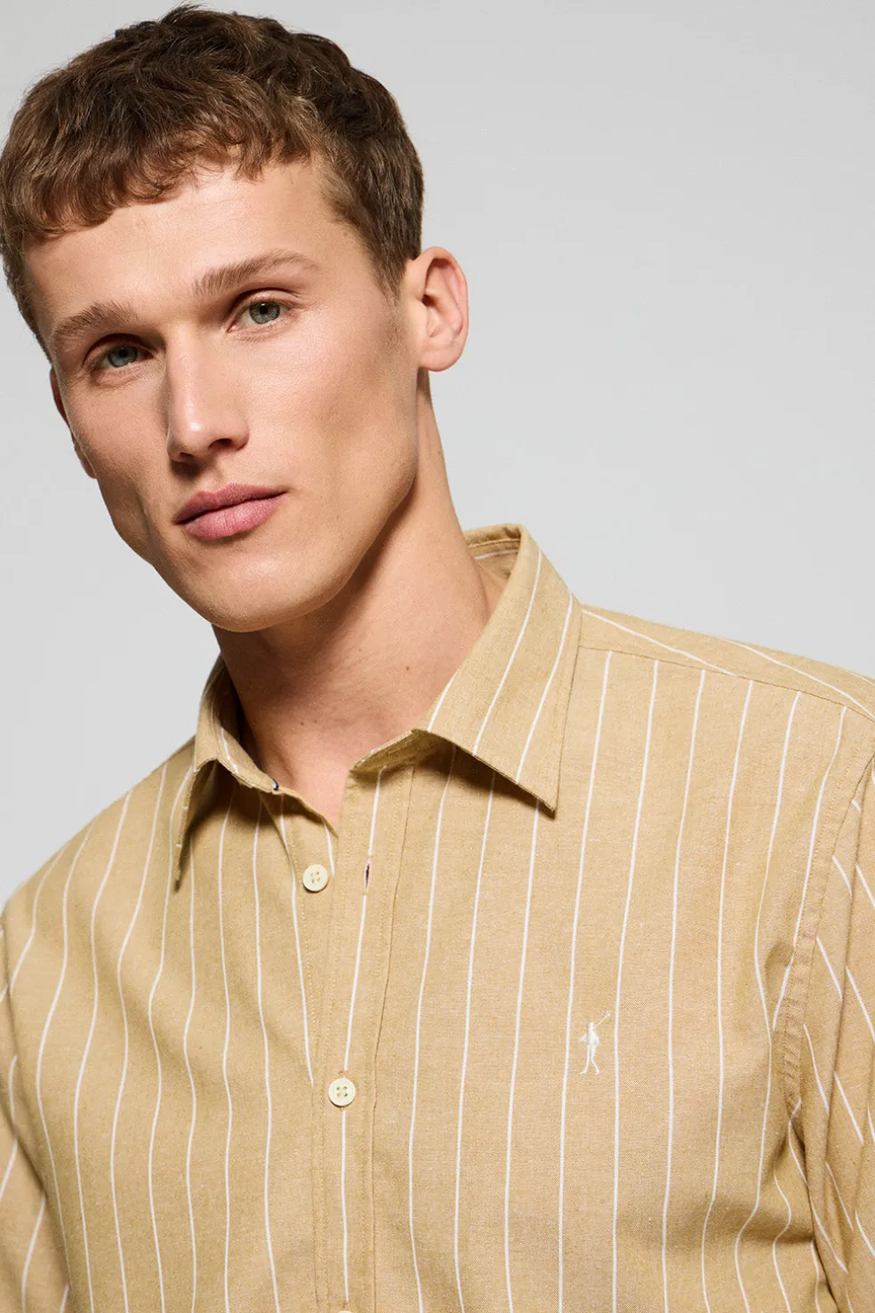 Camisa color mostaza St James a rayas regular fit con logo Rigby Go