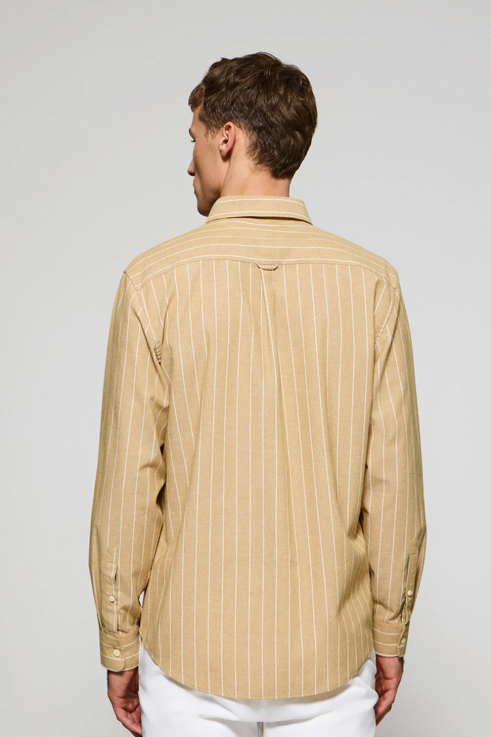 Camisa color mostaza St James a rayas regular fit con logo Rigby Go