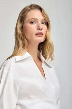Camisa cruzada blanca megan con detalles Polo Club