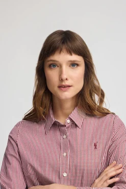 Camisa de cuadros vichy color borgoña con logo Rigby Go