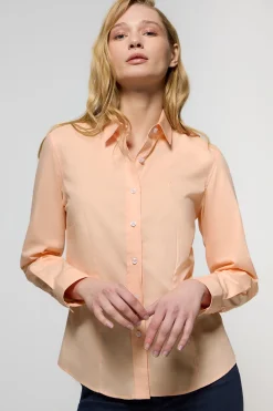 Camisa de popelín Slim Fit color melocotón con bordado Rigby Go