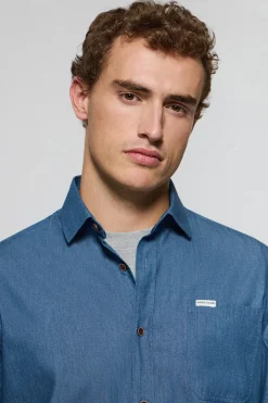 Camisa denim con bolsillo y detalle Polo Club