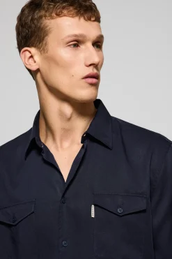 Camisa Franklin azul marino con bolsillos regular fit
