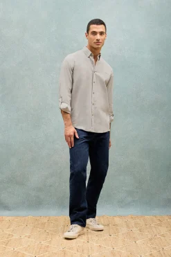 Camisa gris de lino y algodón regular fit con logo bordado