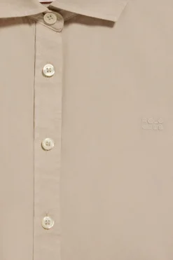 Camisa loose fit color arena con logo block Polo Club