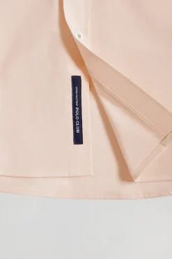 Camisa Oxford color melocotón con logo Rigby Go