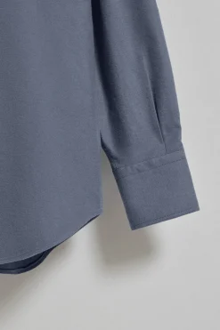 Camisa oxford Sabina azul con logo bordado Rigby Go