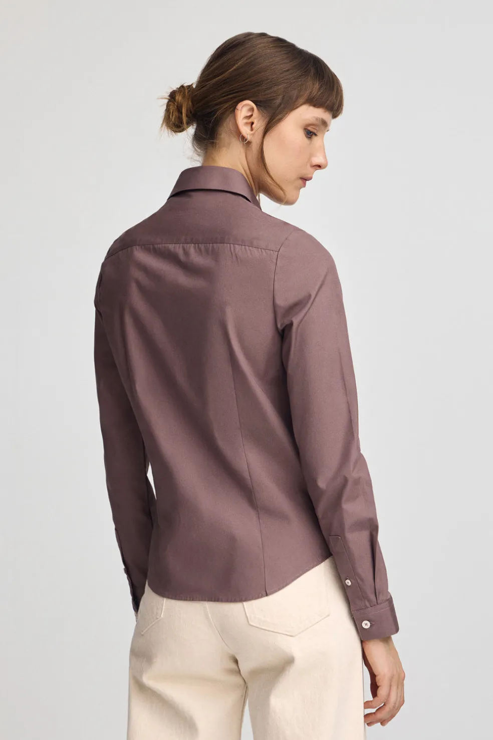 Camisa rosa taupe de corte slim con logo Rigby Go