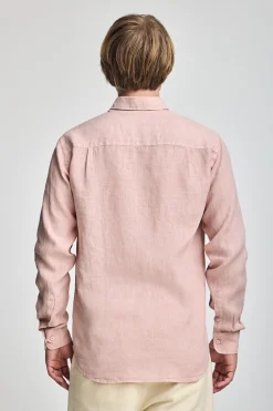 Camisa rosa taupe de lino garment dye con monograma bordado