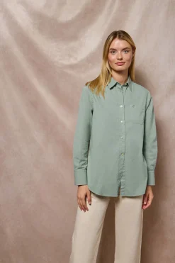 Camisa Simona verde claro con monograma bordado PC
