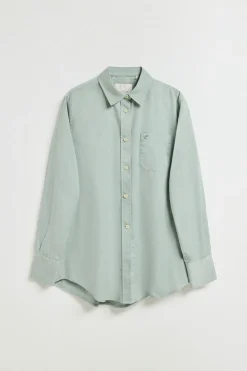 Camisa Simona verde claro con monograma bordado PC