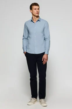 Camisa Slim de popelín azul celeste con monograma bordado