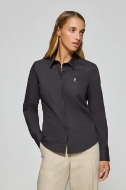 Camisa slim de popelín negra con logo bordado Rigby Go