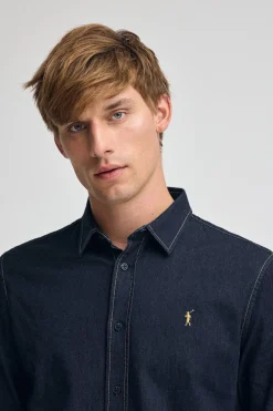 Camisa vaquera azul indigo de corte slim con logo Polo Club