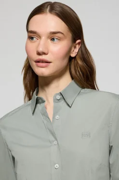 Camisa verde jade Slim fit de popelín con logo