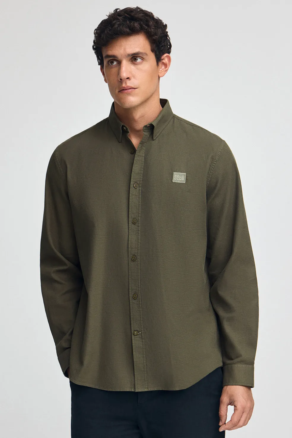 Camisa verde oliva de corte regular cuello con botones y logo Polo Club