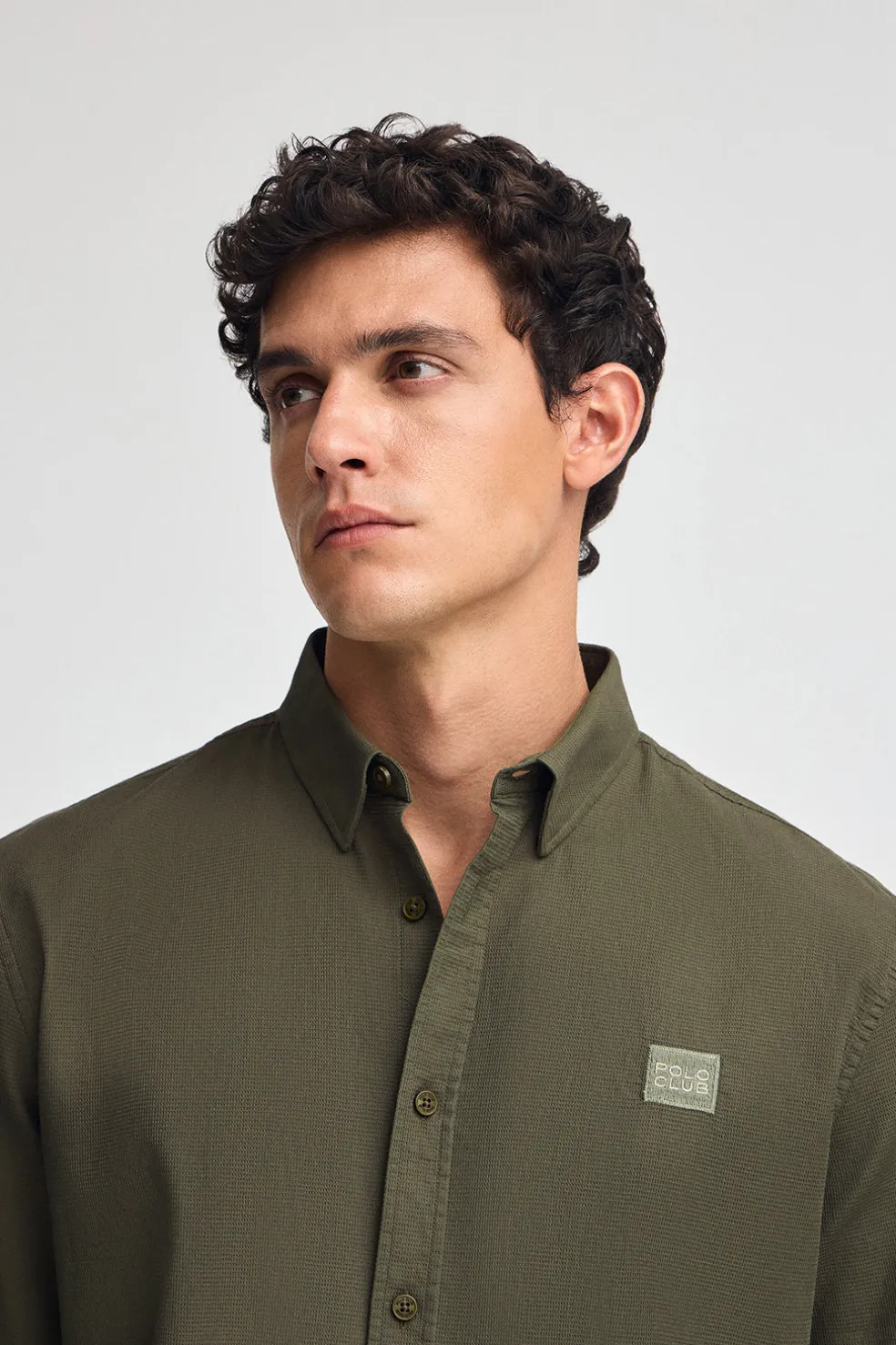 Camisa verde oliva de corte regular cuello con botones y logo Polo Club