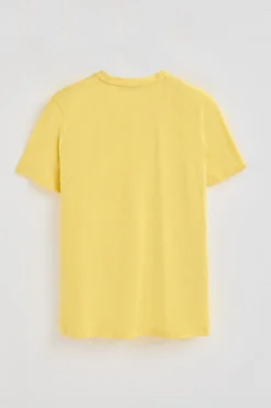 Camiseta amarilla de manga corta con bolsillo y bordado Rigby Best