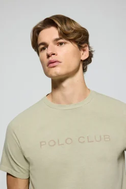 Camiseta Apolo garment dyed color piedra con logo Polo Club aterciopelado