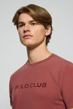 Camiseta Apolo garment dyed roja con logo Polo Club aterciopelado