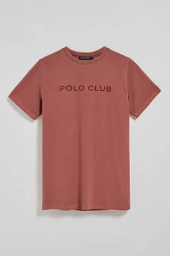 Camiseta Apolo garment dyed roja con logo Polo Club aterciopelado