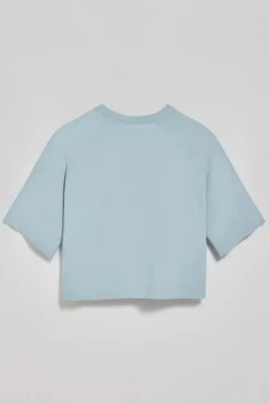 Camiseta azul claro Danae con logo bordado