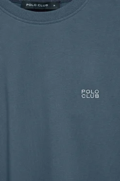 Camiseta azul denim básica de cuello redondo con detalle bordado