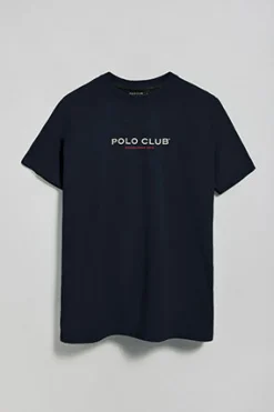 Camiseta azul marino de cuello redondo y logo engomado