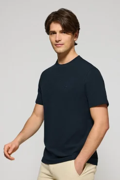 Camiseta azul marino microestructura con monograma bordado PC