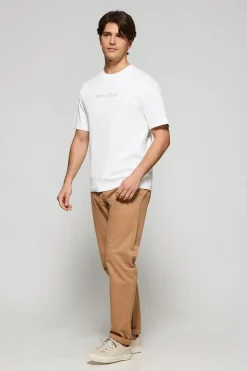 Camiseta blanca de manga corta y cuello redondo con logotipo Polo Club