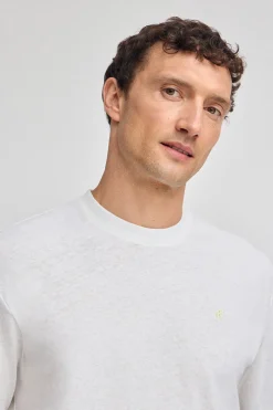Camiseta blanca en lino y algodón de cuello redondo y monograma bordado